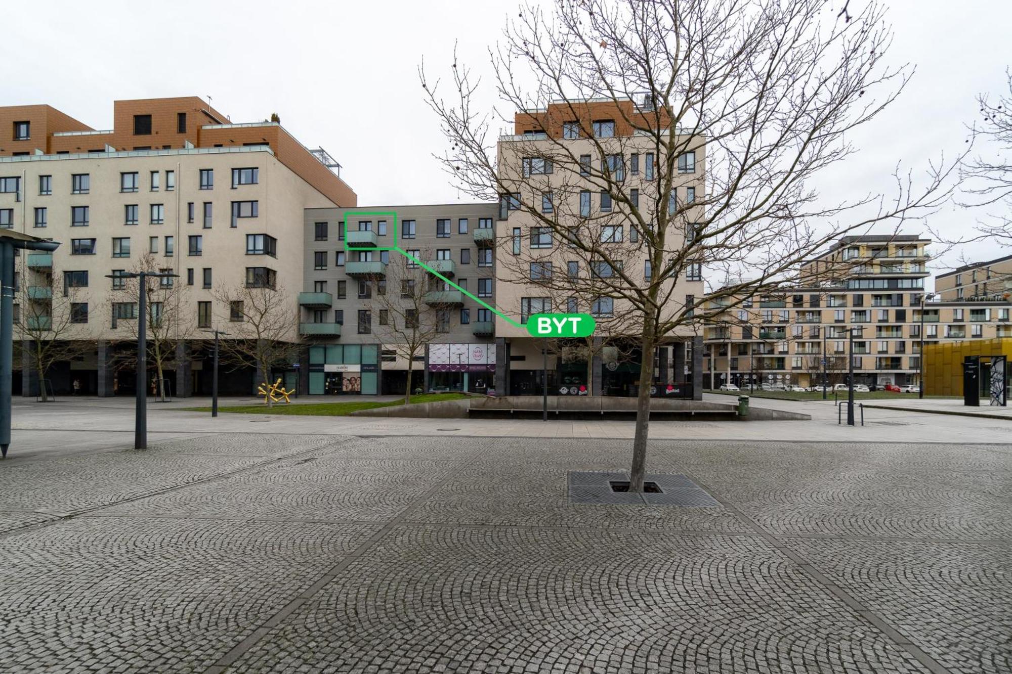 Bnb New Beautiful Apartment In The Center Of Ostrava With Option Garage Parking Екстер'єр фото
