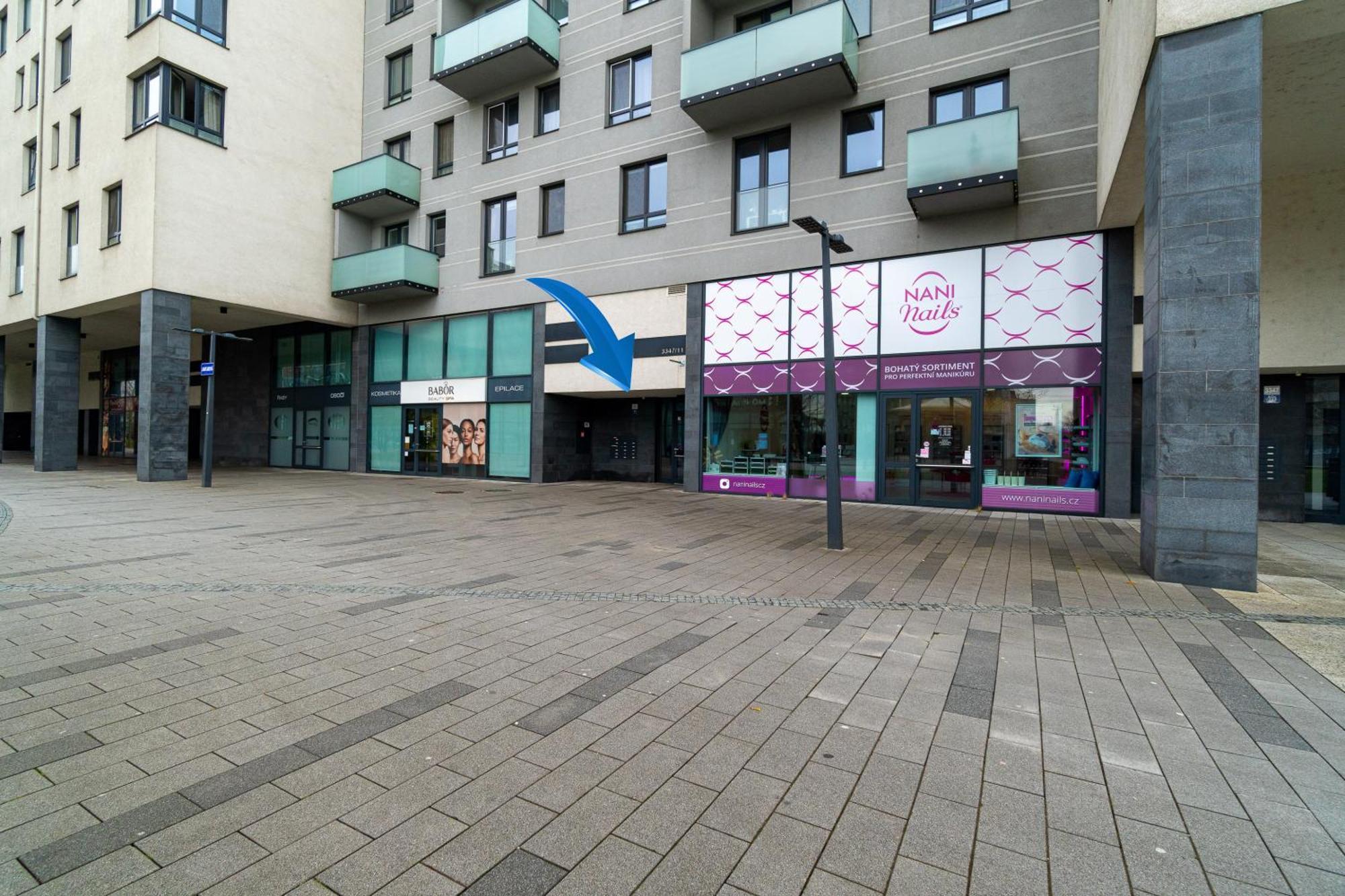 Bnb New Beautiful Apartment In The Center Of Ostrava With Option Garage Parking Екстер'єр фото