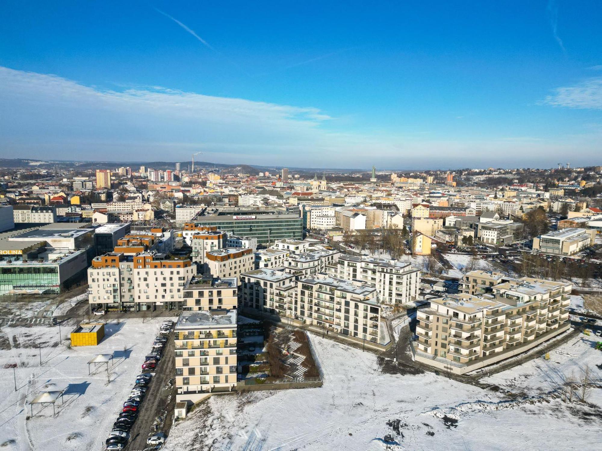 Bnb New Beautiful Apartment In The Center Of Ostrava With Option Garage Parking Екстер'єр фото